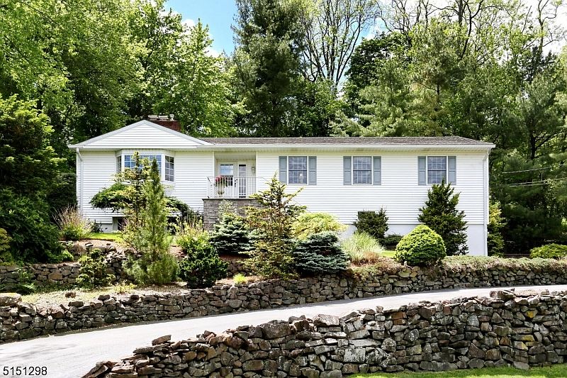 181 Emeline Dr, Hawthorne, NJ 07506 Zillow