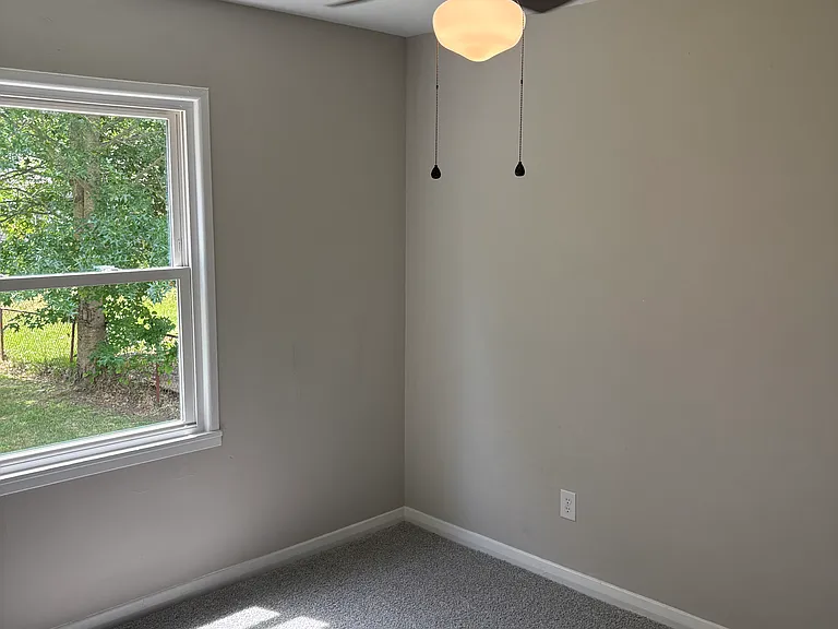 3409 W Weaver Rd — Photo 12
