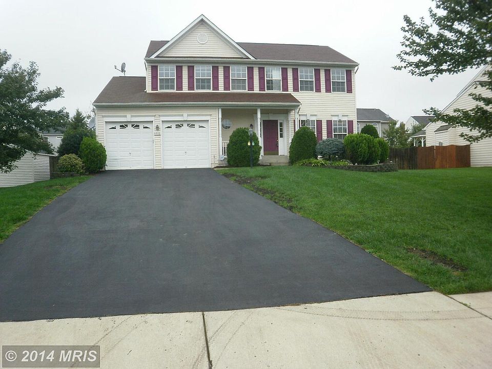 1st image of 8912 Edmonston Dr