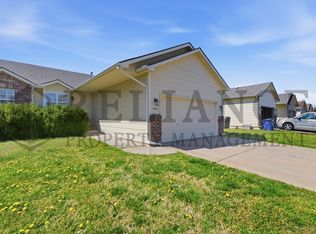 9922 E Kinkaid Cir, Wichita, KS 67207