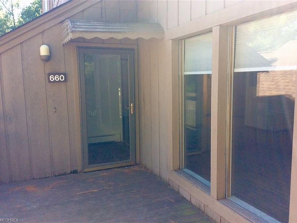 1st image of 660 Meredith Ln