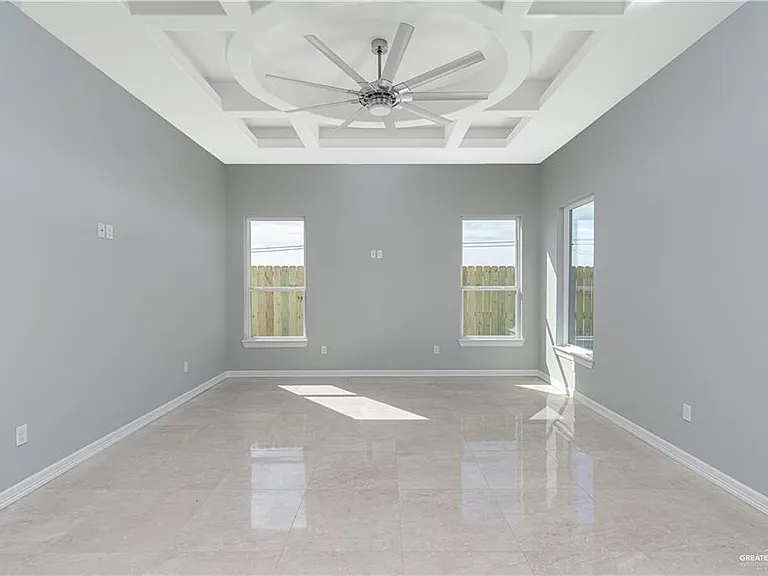 3205 Erica Ln — Photo 6
