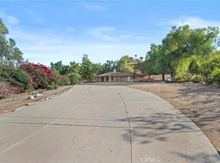 14511 Pine Ct, Riverside, CA 92503