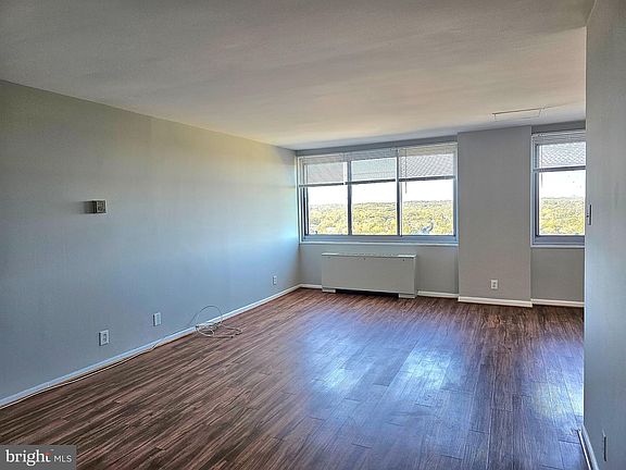 4th image of 301 N Beauregard St APT 1711