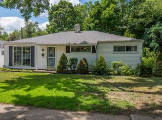 839 Manchester Dr, South Bend, IN