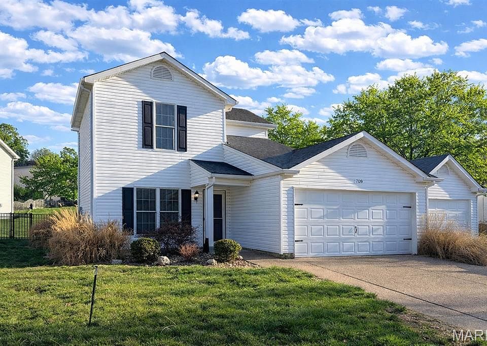 1st image of 709 College Park Dr