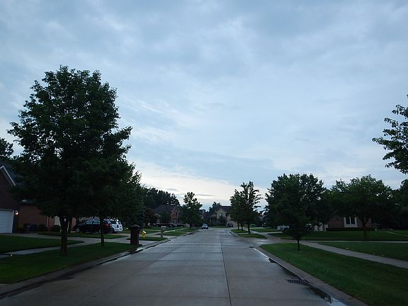 4th image of 52643 W Hill Dr