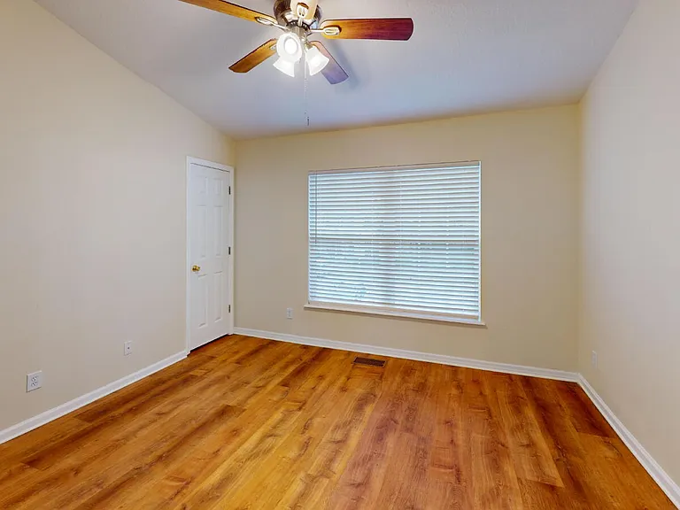 3541 Twisted Tree Ln — Photo 12