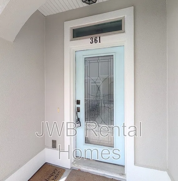 361 Ahern St — Photo 3