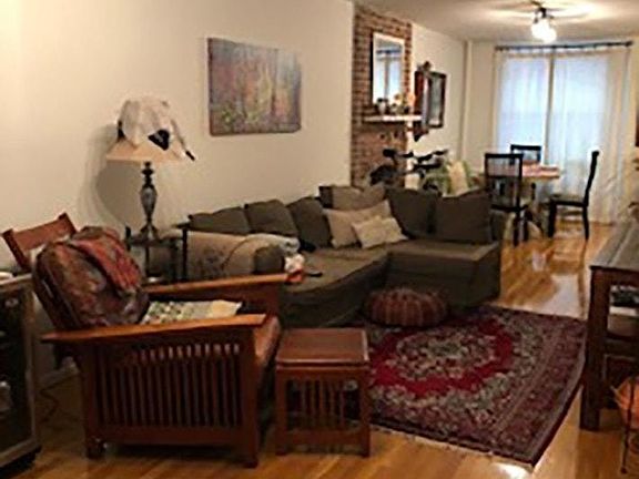 5th image of 224 Union St #1