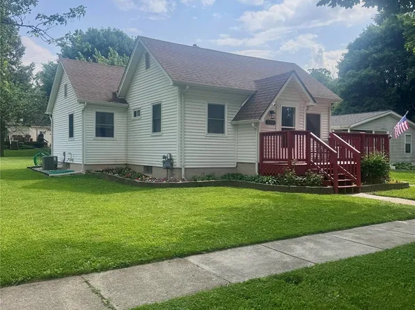 4214 Mill St, North Branch, MI 48461