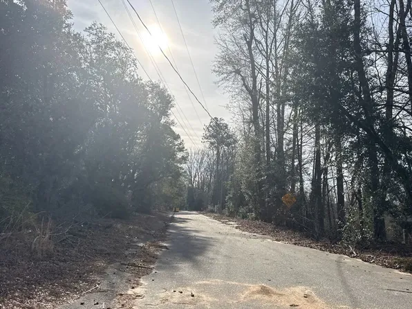 455 W 8th St, Swansea, SC 29160