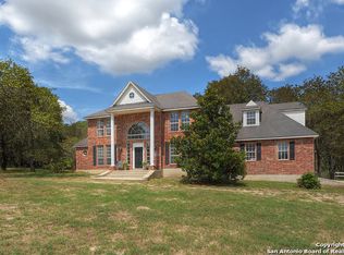 149 Wood Valley Dr, Adkins, TX 78101