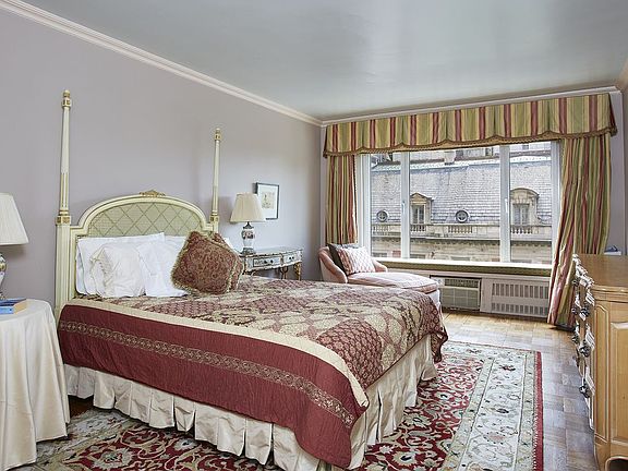 5th image of 1050 5th Ave APT 7D