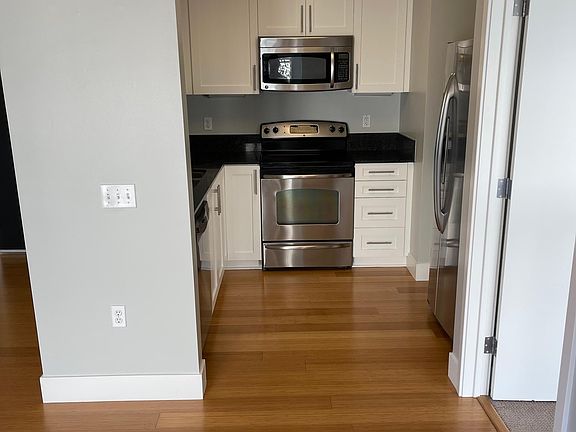 5th image of 7 Vandewater St Ste 302