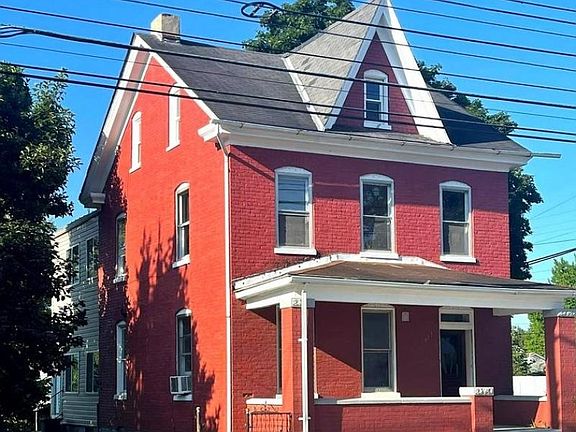 2nd image of 953 W Washington St