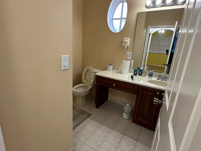 8508 NW 141st Ter #501 — Photo 24