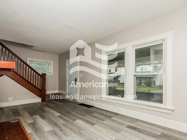 788048_005_living_room_13933852.jpg