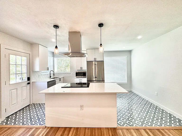 3300 Tom Green St #2 — Photo 4
