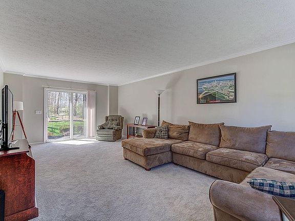 4th image of 408 Wyndham Dr