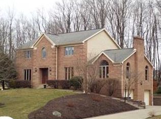 209 Blackthorn Rd, Butler, PA