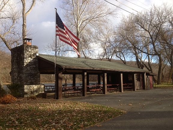 Community picnic pavillion