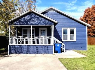 404 W Lampasas St, Ennis, TX 75119