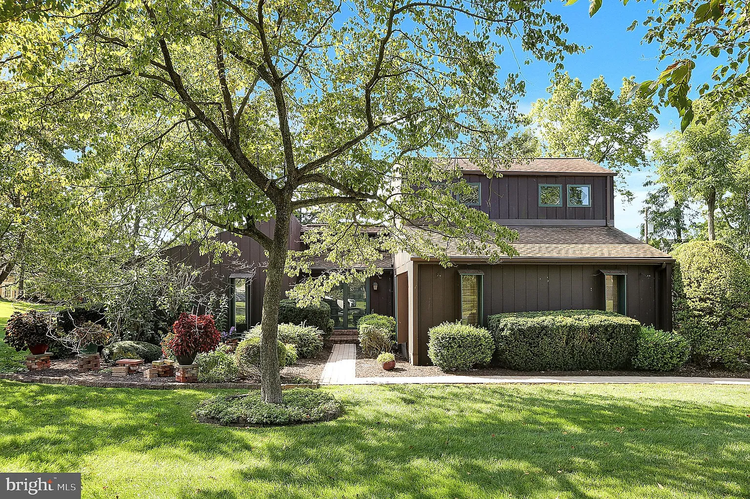 11 Clover Ln photo 1