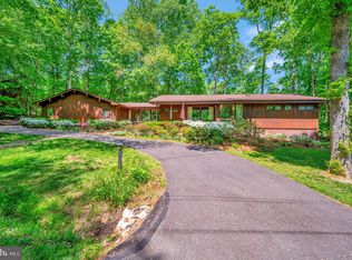 505 Gold Valley Rd, Locust Grove, VA 22508