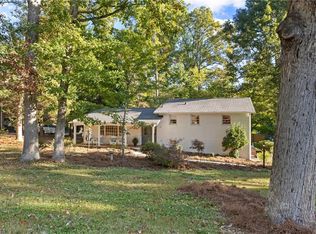 650 Brentwood Ct, Winston Salem, NC 27104