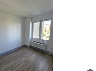 1686 Davidson Ave, Bronx, NY 10453
