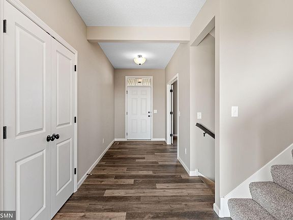 5th image of 2706 Ivy Ave NE