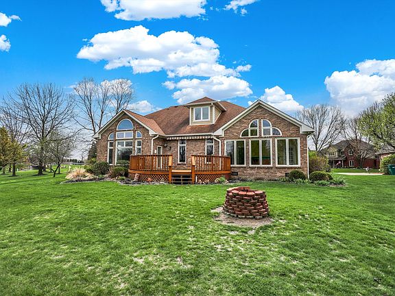 2nd image of 100 Innisbrooke Trl