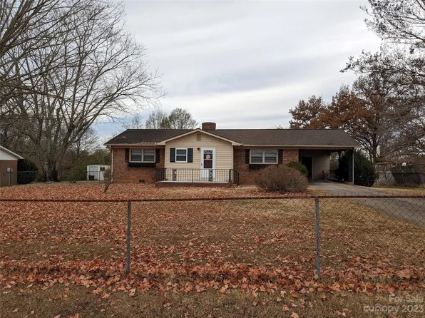 805 Orchard St, Shelby, NC 28152