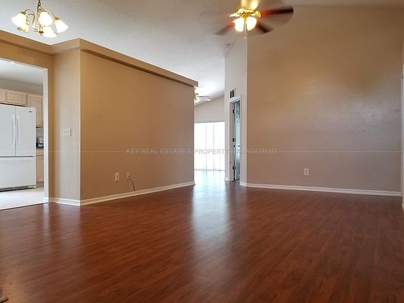 3rd image of 16518 Golden Eagle Blvd
