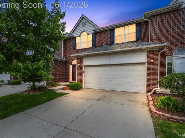 19208 W Eleven Mile Rd, Southfield, MI 48076