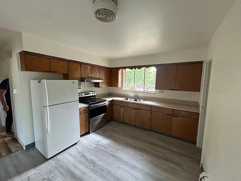 3162 Folsom St #1 — Photo 9