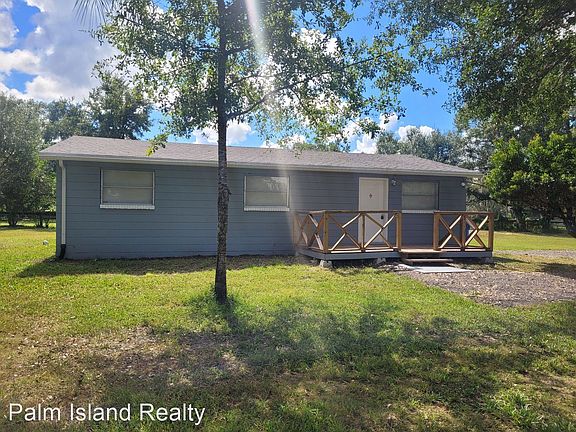 3rd image of 17412 Darby Ln