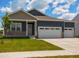 3301 NW Westwood St, Ankeny, IA 50023