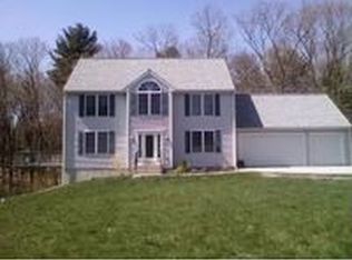 9 Woodland Dr, Hudson, NH 03051