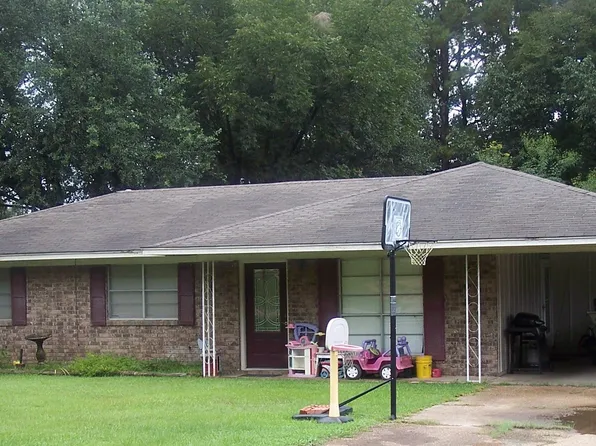 4400 Coronet St, Crossett, AR 71635