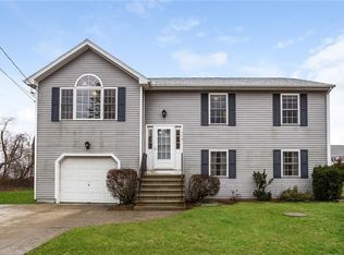 972 Wood St, Swansea, MA 02777