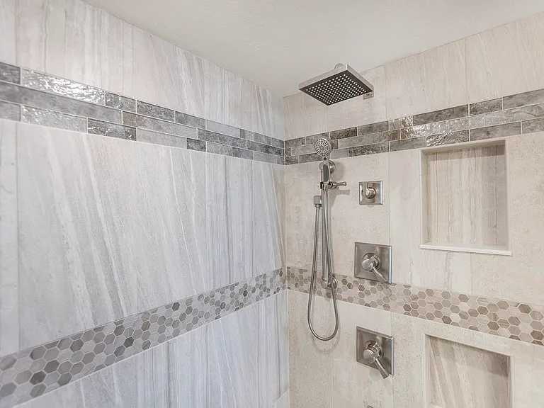 2545 S Atlantic Ave #402 — Photo 33