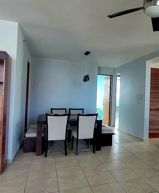 3 bed, 2.0 bath, 1679 sqft, $2,600 — Photo 3