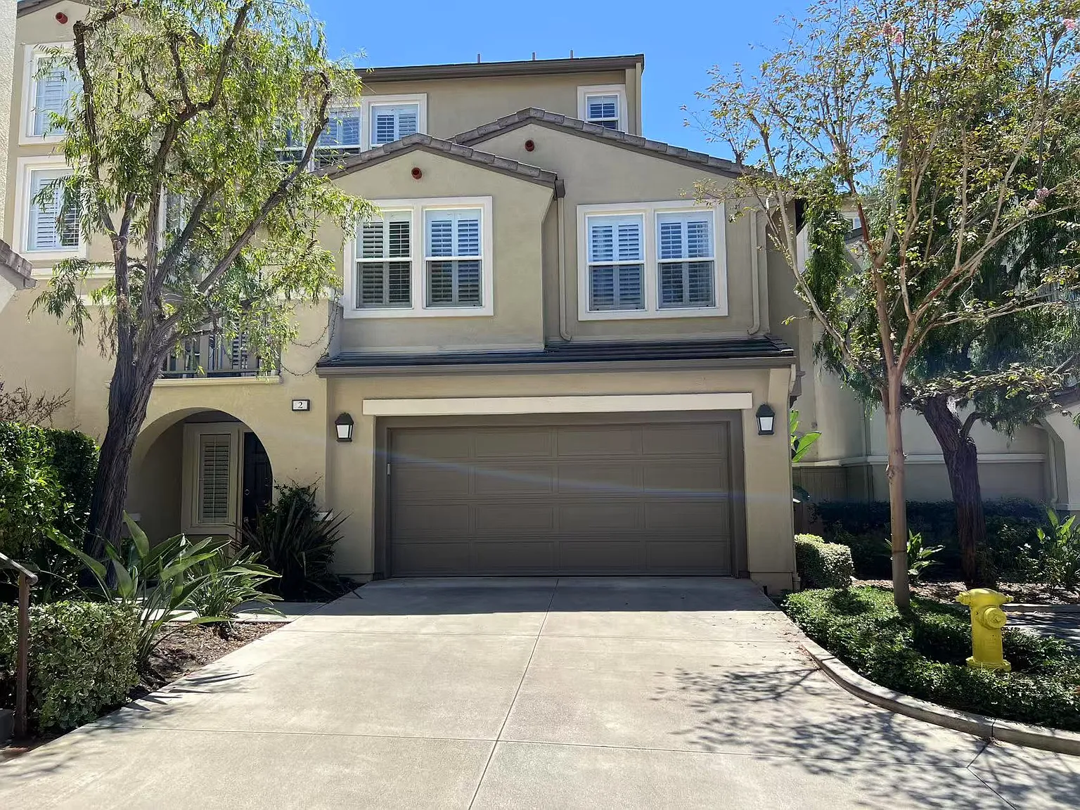 3 bed, 1750 sqft, $4,700 — Photo 1