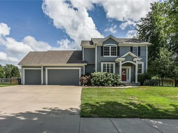 13885 W 153rd Ter, Olathe, KS 66062