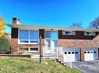 445 Catalina Dr, Johnstown, PA 15904