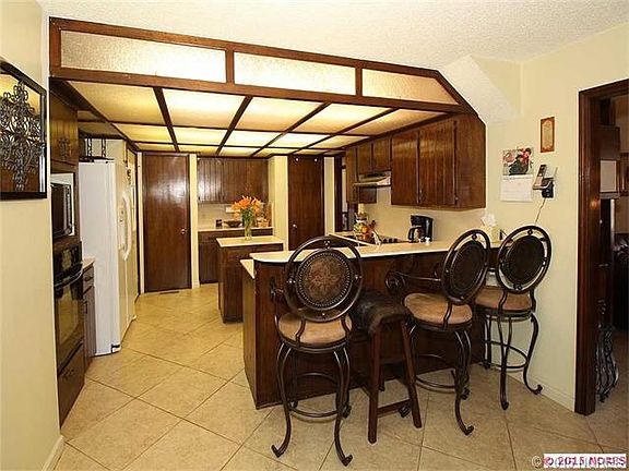 3rd image of 10205 E Northlea