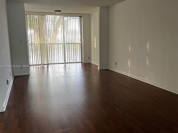 5th image of 7840 NW 50th St APT 207