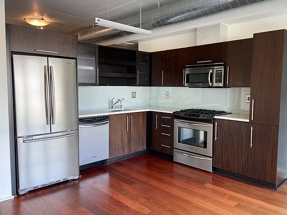 5th image of 1100 S Hope St APT 1509